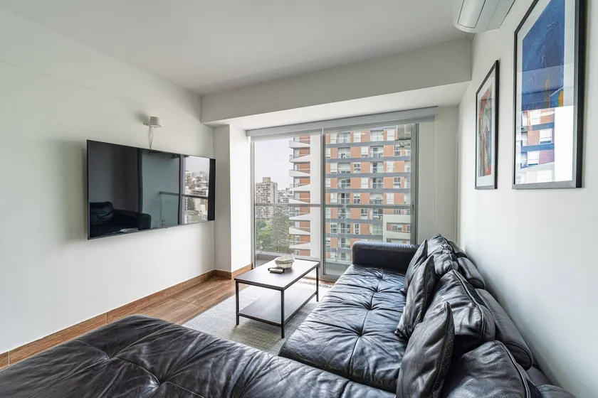 M | Cozy 1BR in Barranco - Image 1