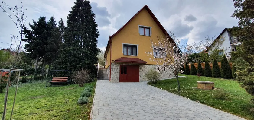 Borostyán apartment - Image 1