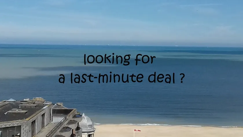 TINY APT w/ balcony and SEAVIEW, even out of your bed ! - Image 1