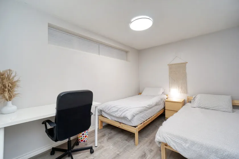 Private Entrance 2 Bedroom Basement - Image 1