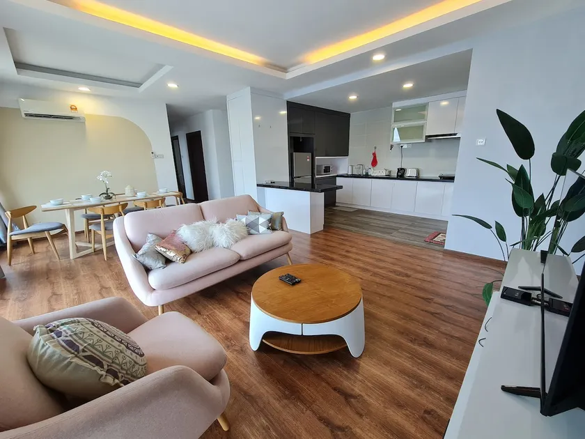 StylishCORNER unit 10pax Jazz Suites 1 Vivacity 65 - Image 1