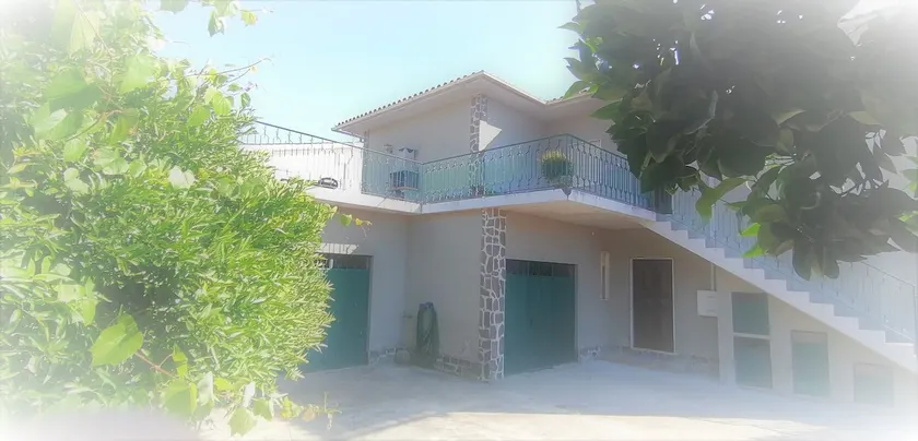 Santa Comba House - Image 1