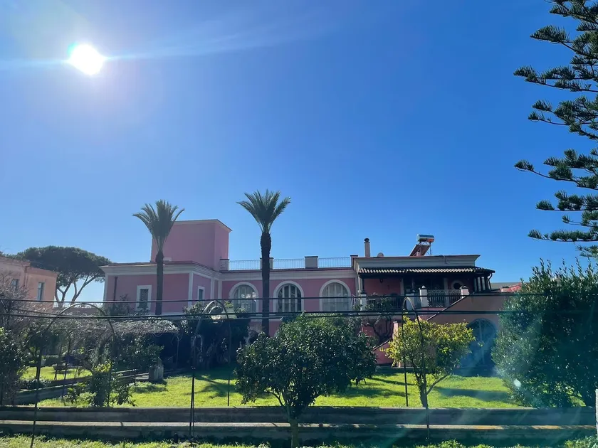 Villa Aura - Image 1