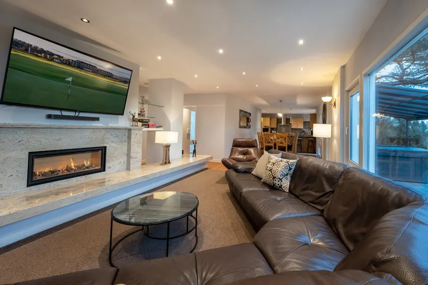 The Fairways House - Image 1
