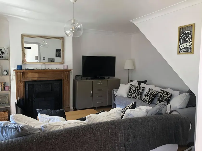Sonas Luxury Living - Image 1