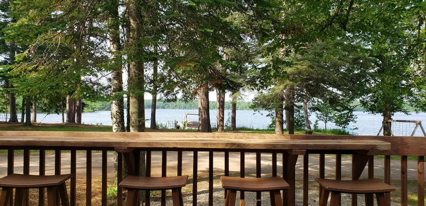 Lakeside RV w/stunning views. PETS accepted. - Image 1