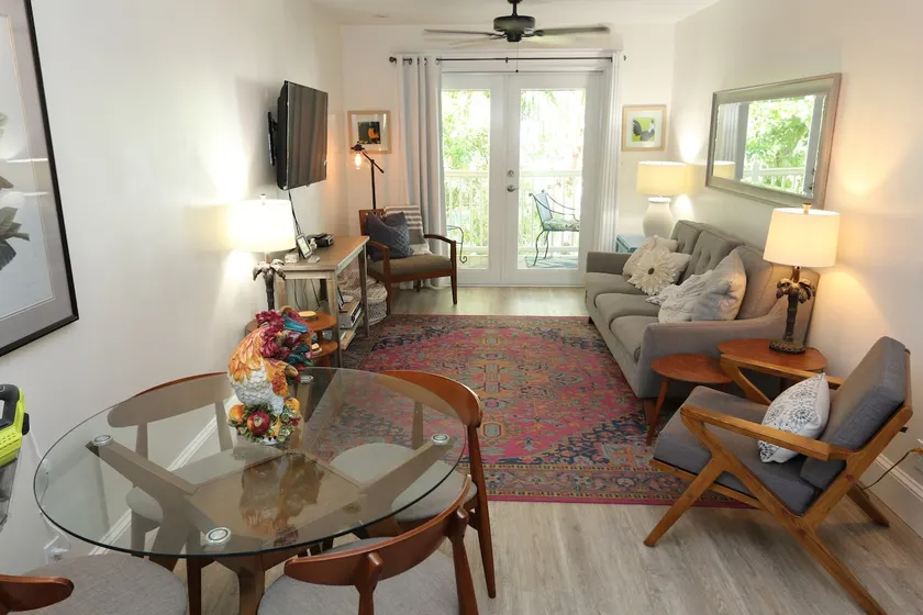The Palms Hotel - Image 1