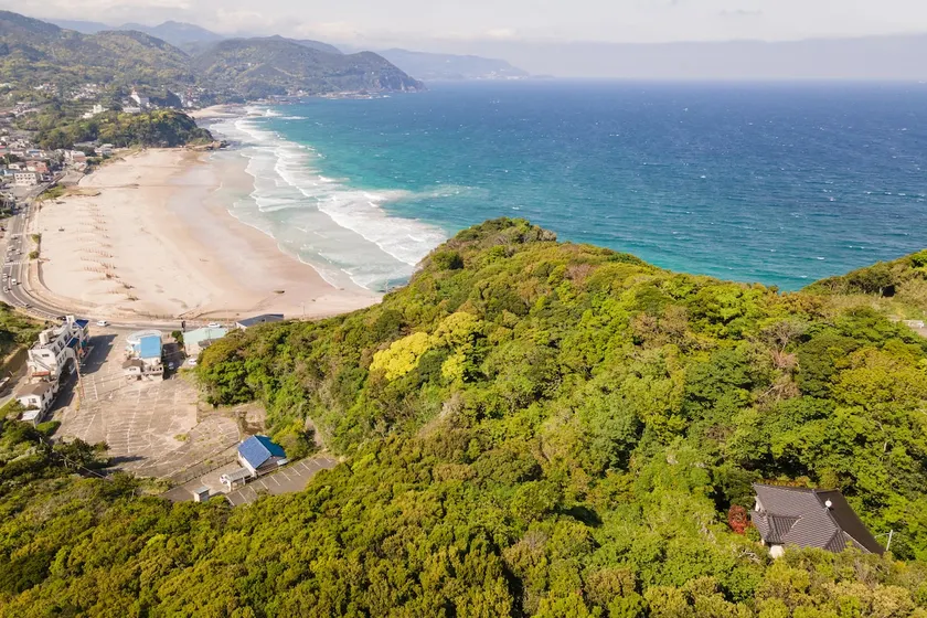 Private 5 min walk to Shirahama beach, BBQ, Deck - Image 1
