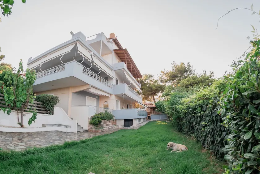 Helios Residence - Image 1