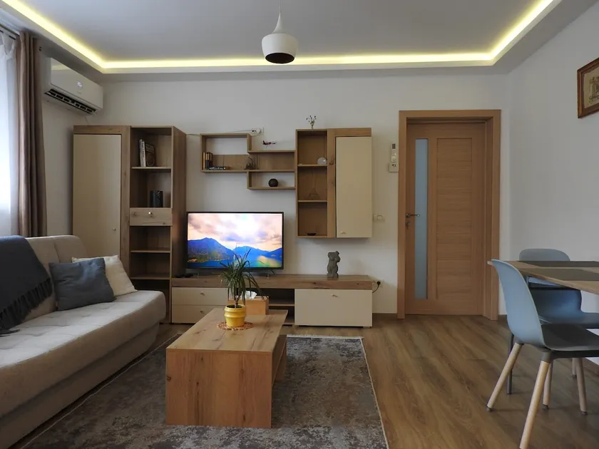 Confortable One bedroom apartment close to center - Image 1