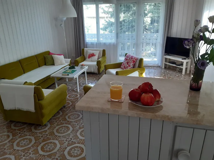 Emerald House Káptalanfüred - Image 1