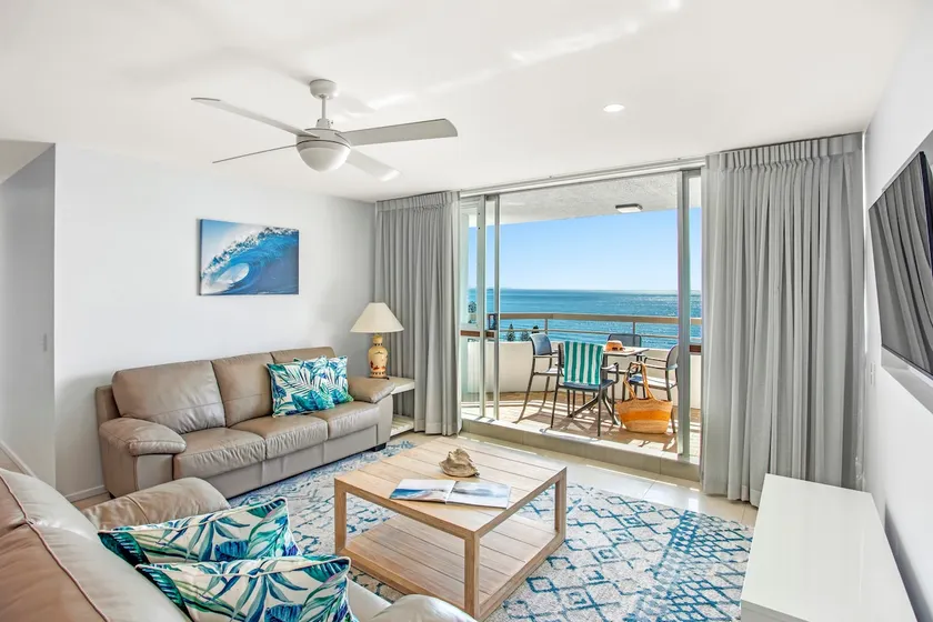 Laidback two-bedroom Apt Panoramic ocean views - Image 1