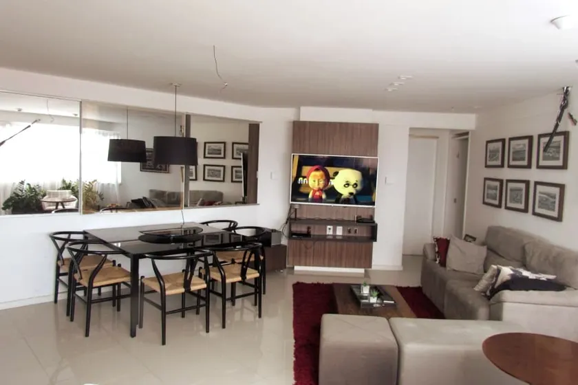 Complete, comfortable and well located apartment. - Image 1