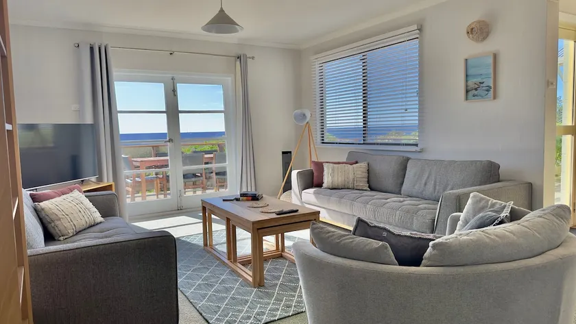 Bicheno Ocean Hideaway - Image 1