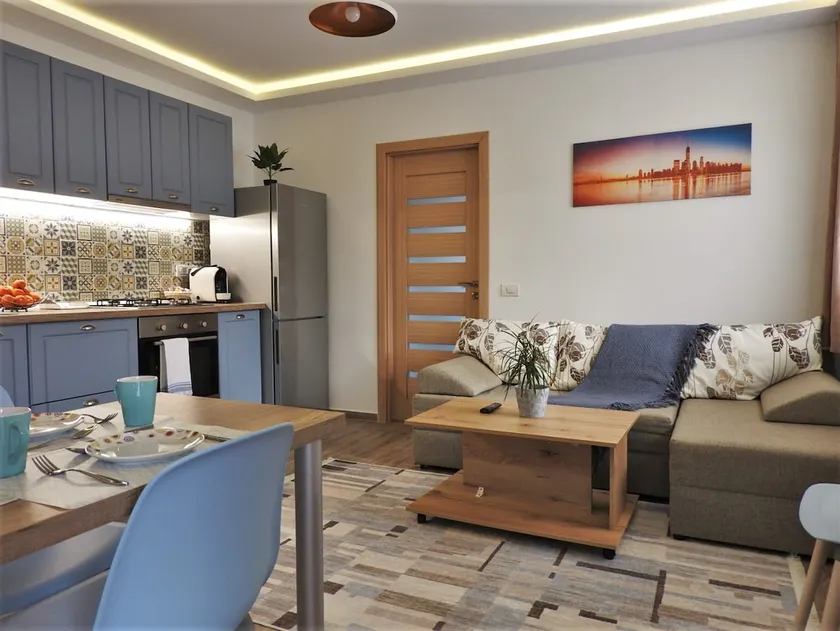 Cozy apartment close to city center - Image 1