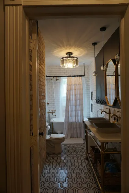 Elegant Historical Home, Wealthy ST SE, Central GR - Image 1