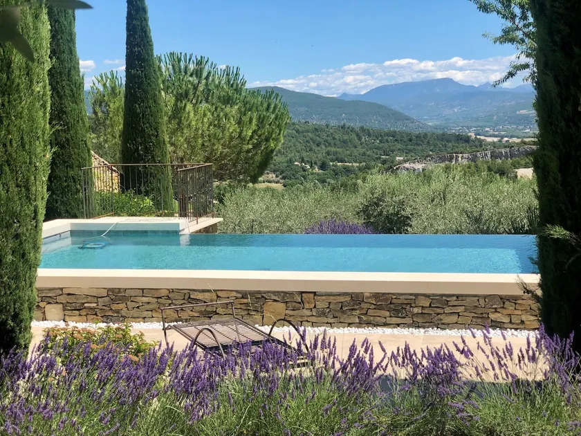 Bergerie de Haute-Provence in the heart of a vineyard - Image 1
