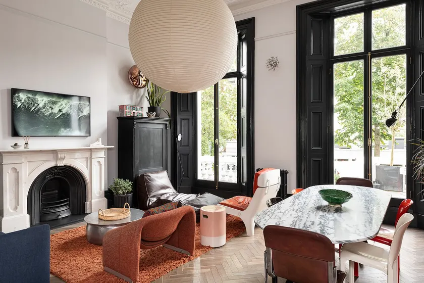 The Bengal Tiger – 2 BR with Patio in Notting Hill - Image 1