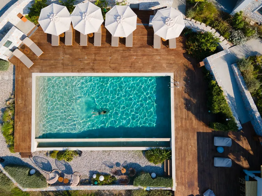 Elies Residences Luxury Apartments - Image 1