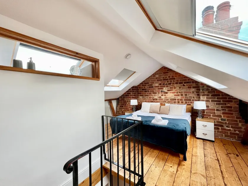 Lovely 3 bed house in the Cathedral Quarter - Image 1