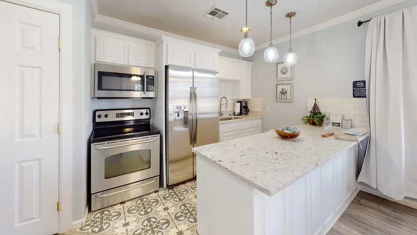 Cozy family bungalow perfect for a couple or family of four - Image 1