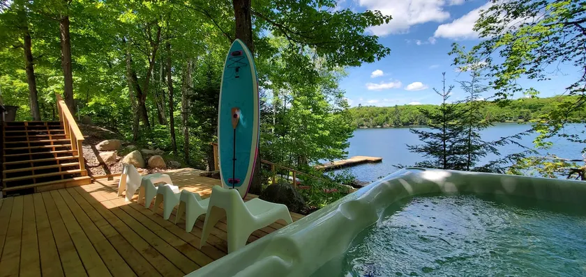 SERENE & BEAUTIFUL MUSKOKA RETREAT with BEACH, HOT TUB & BARREL SAUNA! - Image 1