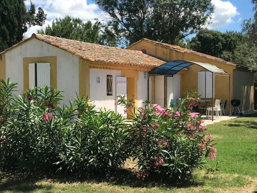 Privathaus RCH.  Garten, Schwimmbad, Klimaanlage. 2 Schlafzimmer, 2 Bäder, Wohnzimmer, Küche - Image 1