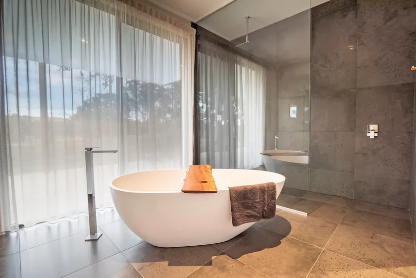 Dale View Luxury Eco Accommodation - Image 1