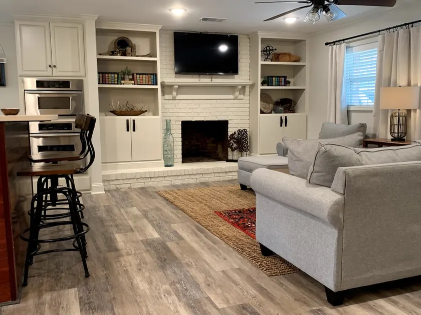 Newly Renovated Near Enid Lake - Image 1