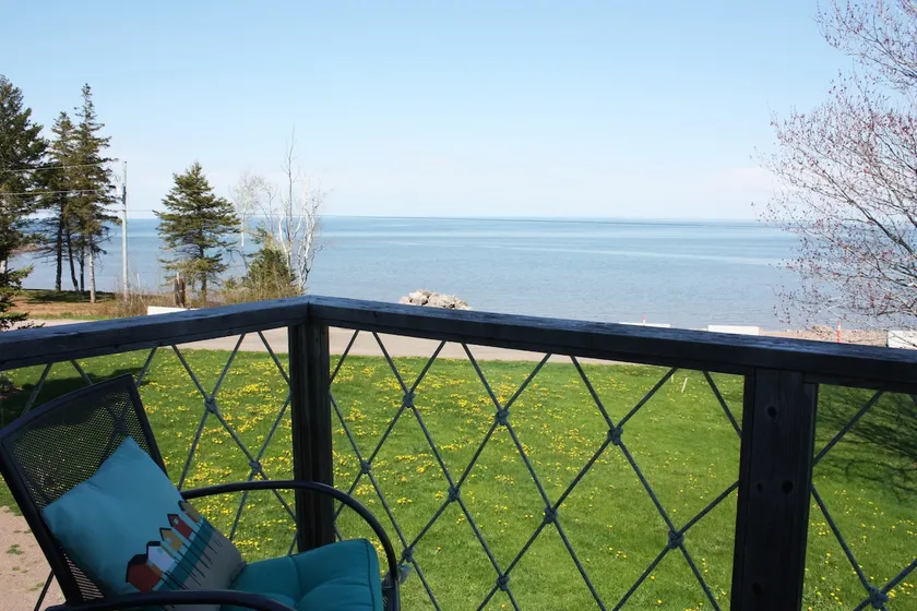 The Snug - Image 1