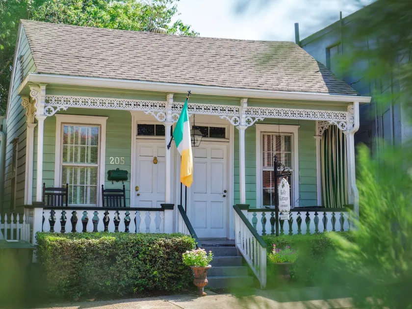 Located in Historic Natchez on Mississippi River - Image 1