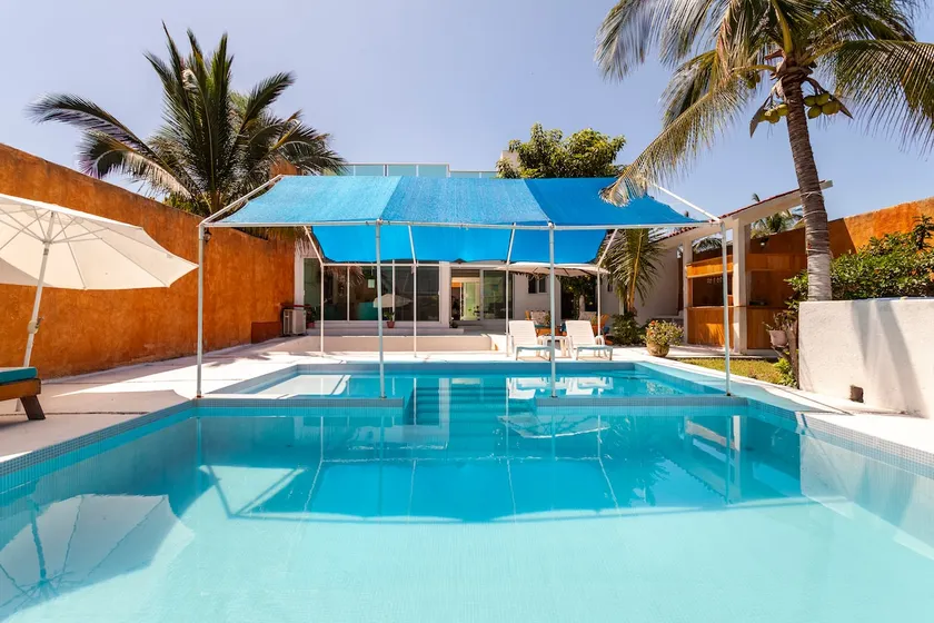 Beautiful House in Acapulco with private exit to the lagoon - Image 1