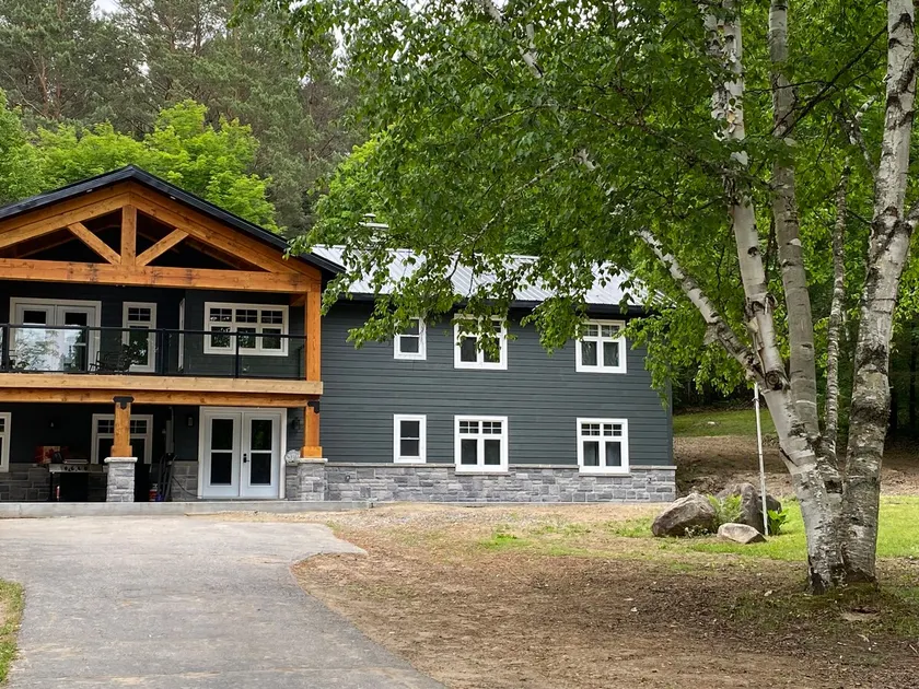 Tilstra Family Cottage - year round - Image 1