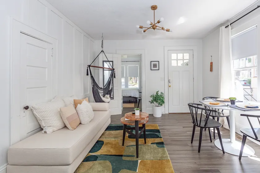Trendy Duplex, 1437 Walk to Heart of Plaza Midwood - Image 1