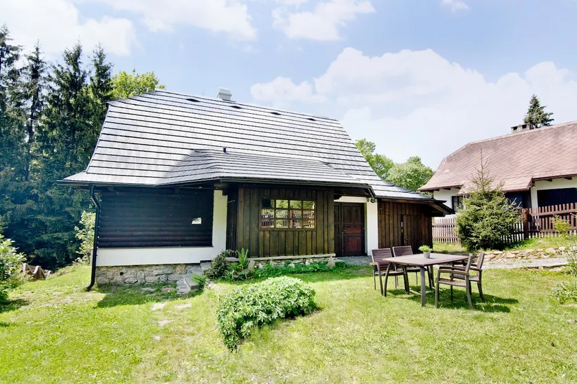 Svratouch Cottage - Karlštejn in the Vysocina region - Image 1
