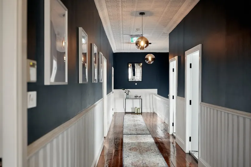 Est.1910- Spacious Historic Home- King beds + View - Image 1