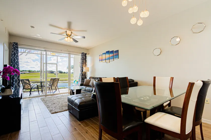 Greenlinks at Lely Luxury White Orchid Fully Renovated Modern 1st floor 3bdr Golf Resort Villa - Image 1