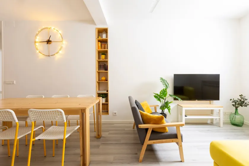Alcalá Yellow Sun. 4 bedrooms. 6 beds. 2 bathrooms - Image 1