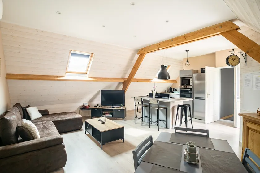 New apartment in detached house - Image 1