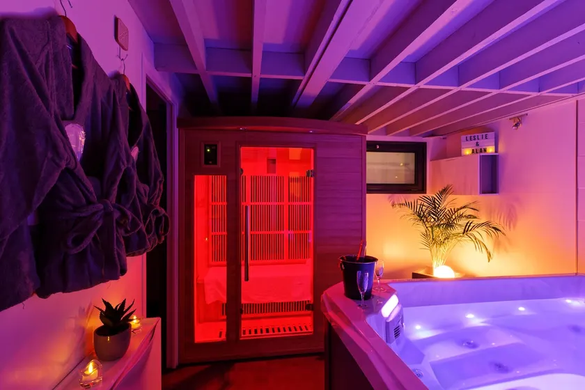 Romance Spa lofts haut de gamme avec sauna - Image 1