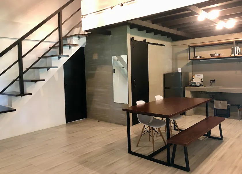 101 Modern Loft in Lipa | Kitchen WiFi Pool Access - Image 1
