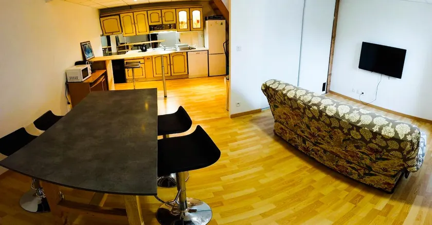 Beautiful 75 m2 apartment on the edge of the stream - Image 1