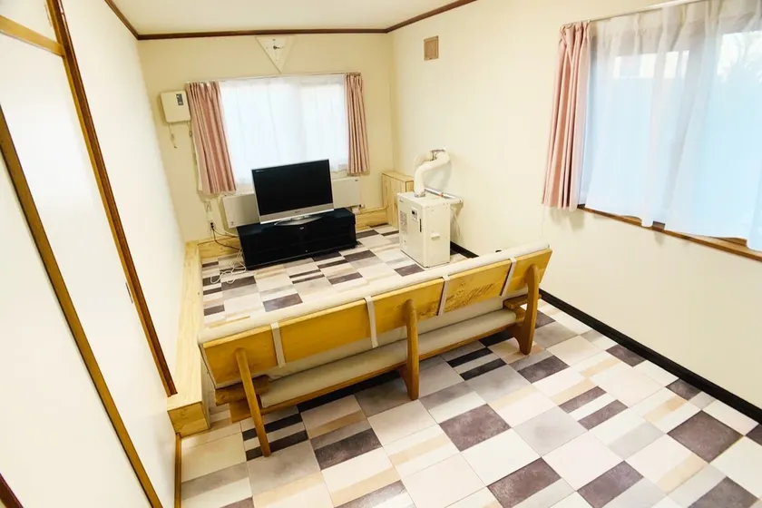 TY-Home/6 minutes by car to Asahikawa Airport, 1 minute walk to the station/Biei, Furano, Asahikawa, Daisetsuzan sightseeing!/A single-family home - Image 1