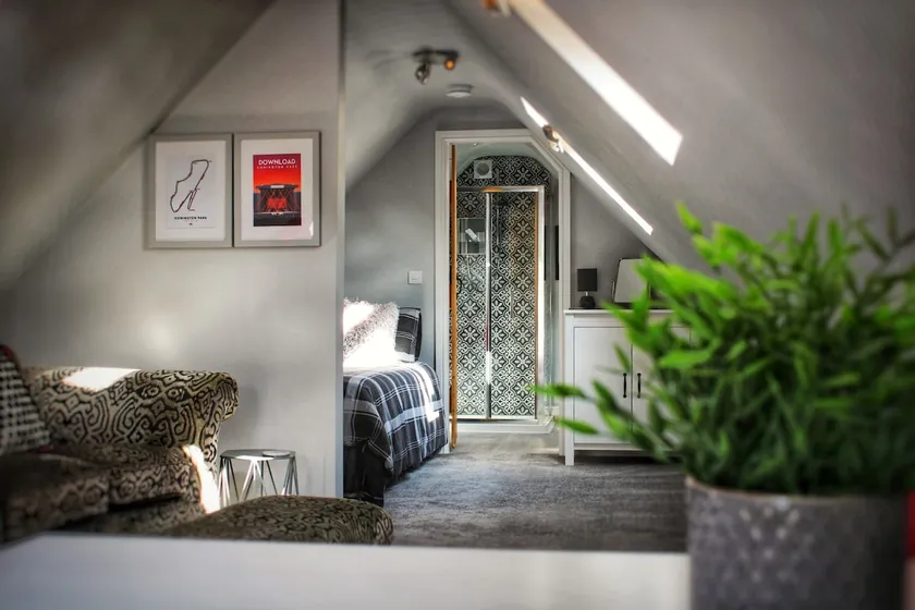 Donington Park EMA | One bed studio with balcony - Image 1