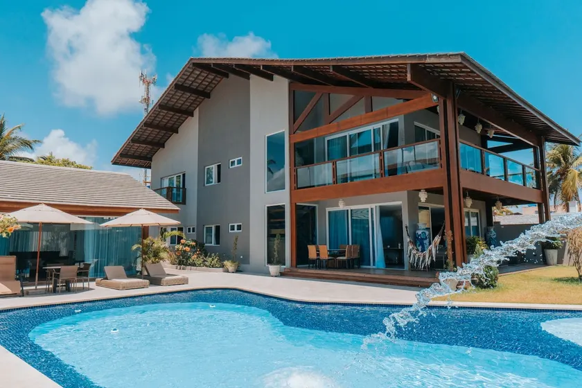 Luxury House in the Best Area of Porto - Image 1