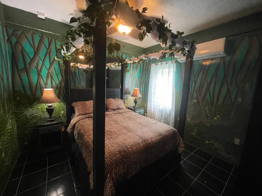 Rainforest Room - Close to Beach - Image 1