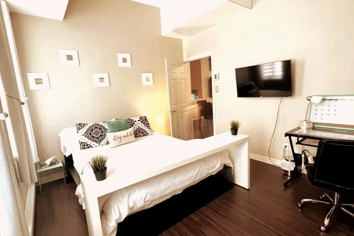 Home away from home, spacious 2 bedroom retreat. - Image 1