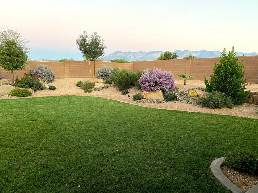 Zion Gateway Retreat•Sleeps 9•Private Yard - Image 1