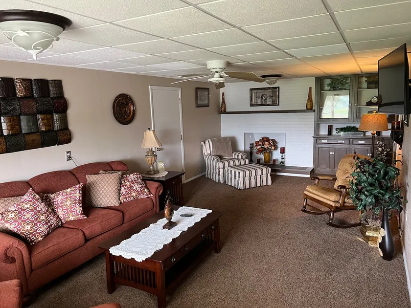 Lovely 1 bedroom apartment unit with pool - Image 1