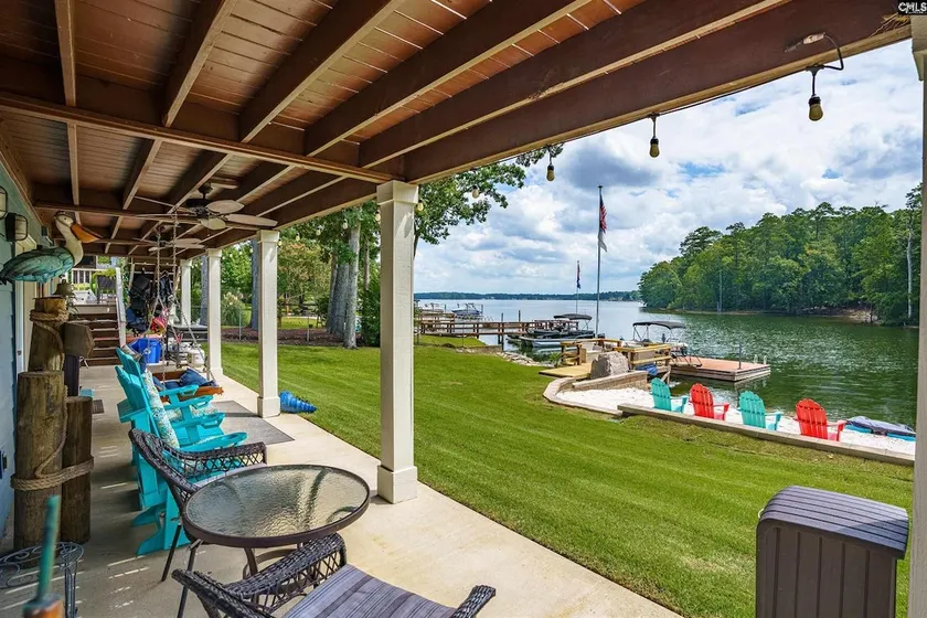 Lake front Lake Murray in the Heart of Lexington - Image 1